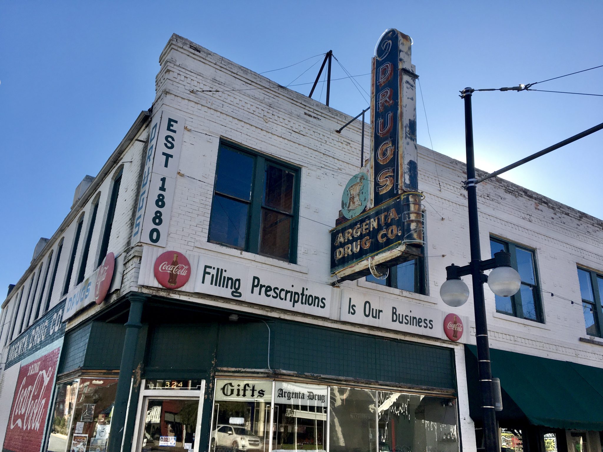 Argenta Arts District North Little Rock, Arkansas 12/01/2019 SPG Family Adventure Network