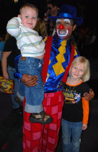 Homeschoolers homeschooling family adventure things to do with kids ringling brothers barnum bailey circus clowns dancers nashville tennessee tn smiles per gallon spgfan
