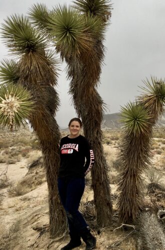 Homeschoolers homeschooling family travel adventure things to do with kids teens california ca kern county cantil hagen canyon nature trail red rock canyon state park hiking trails desert vegetation flora plants Yucca brevifolia joshua trees habitat botany spgfan smiles per gallon

